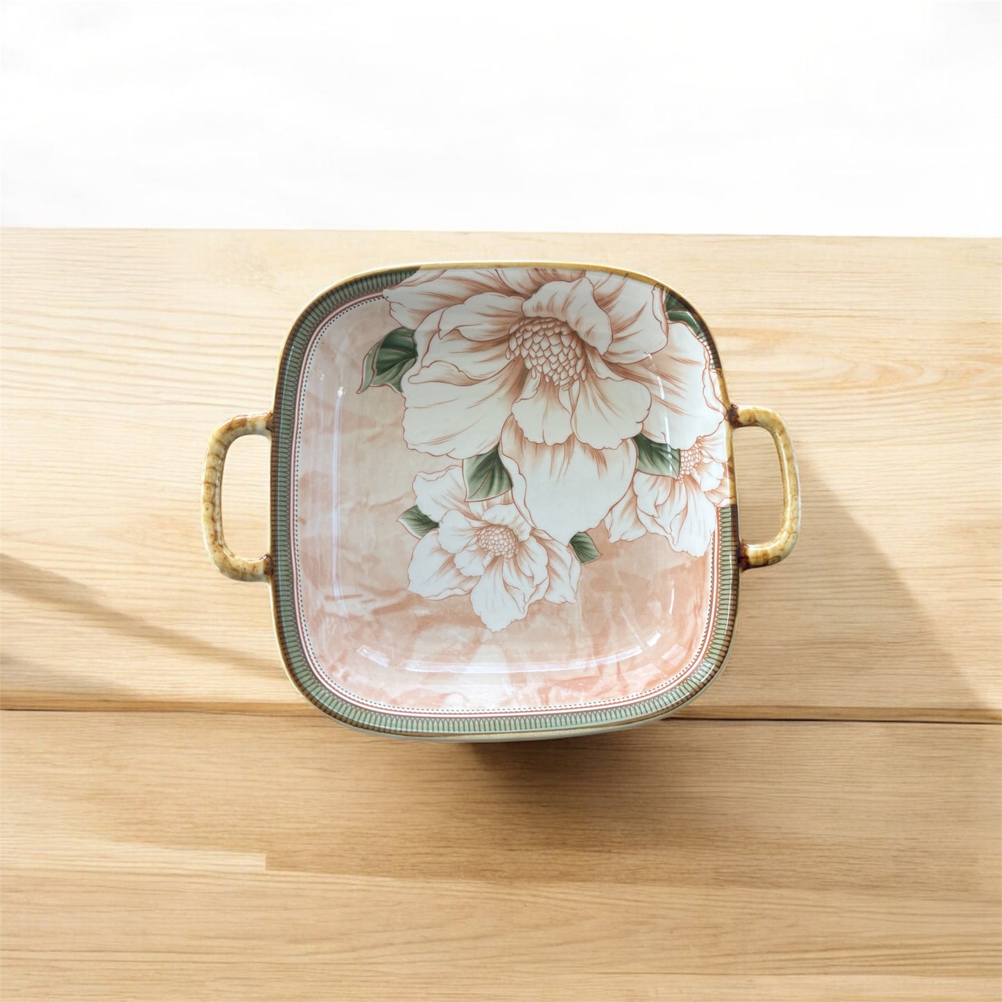 7.75-inch double- eared square bowl