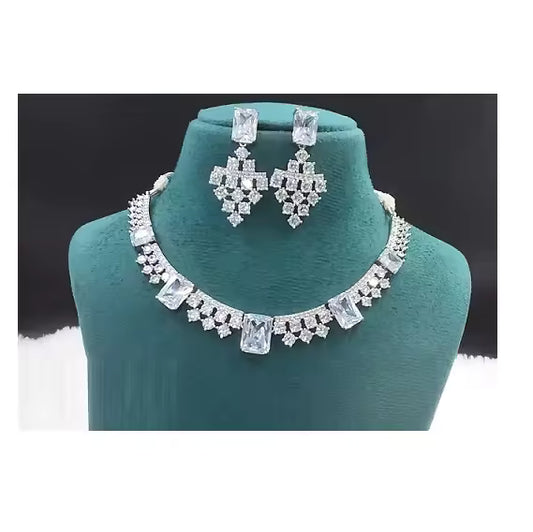 Best Selling Brass Jewelry Set-AD Necklace Earrings for Outfit Enhancement From India at Export Price Fashion Pendants & Charms